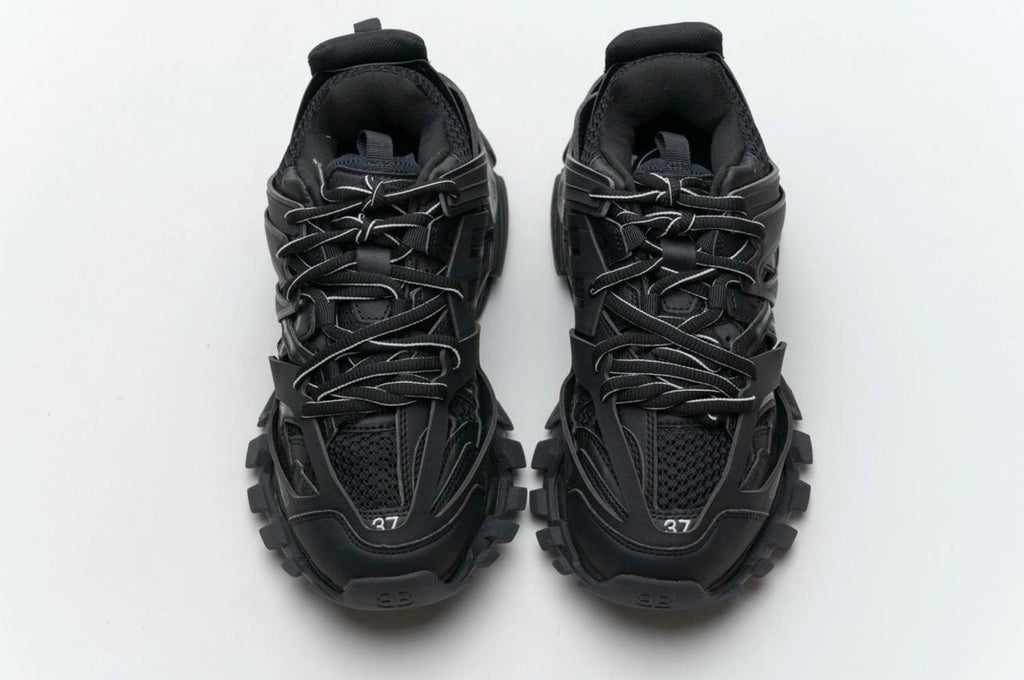 Balenciaga track