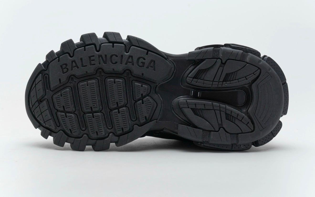 Balenciaga track
