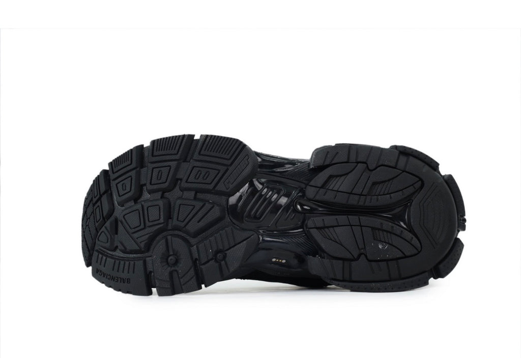 Balenciaga runners LED